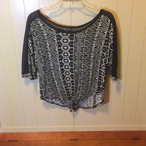 Black and White Top